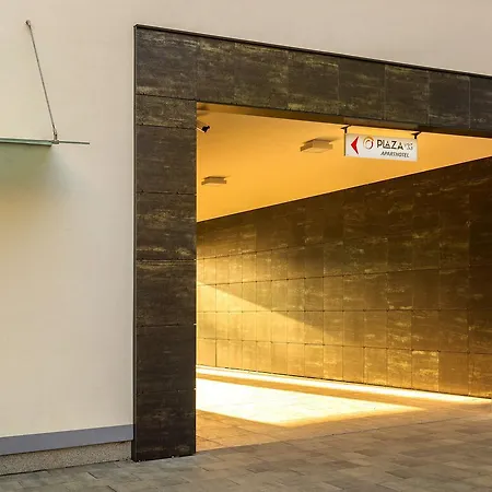 Plaza35 Aparthotel 4*